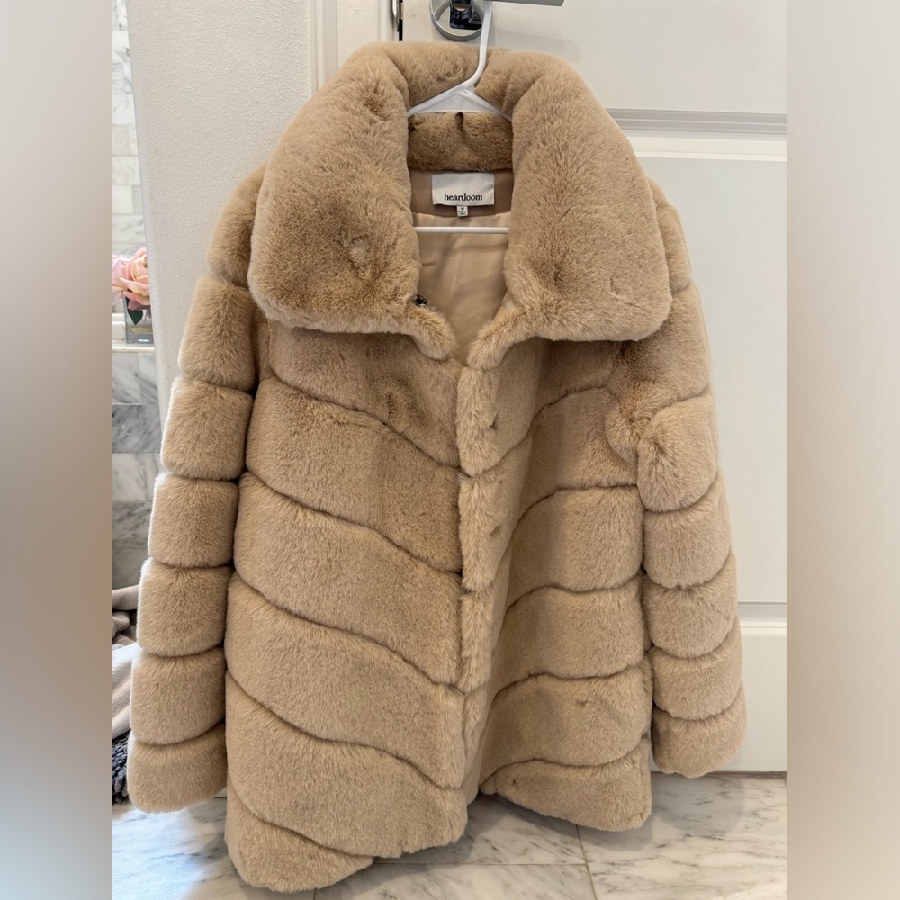 Like New Heartloom Brand Faux Fur Tan Medium Jacket